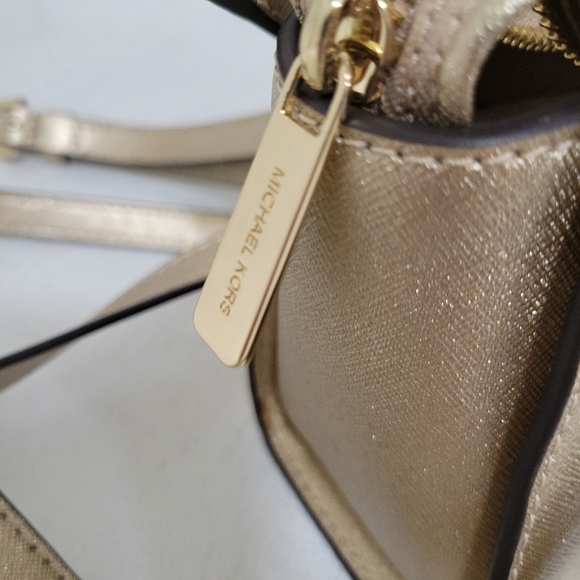 NEW Michael Kors Studded Purse (AF2) - Picture 5 of 5